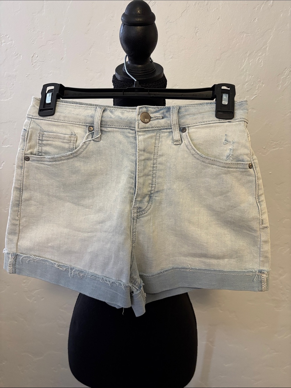 RSQ Button Fly High Rise Jean Short - Picture 2 of 3